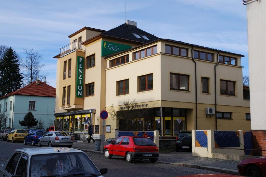 Penzion Ruze Humpolec Exterior foto