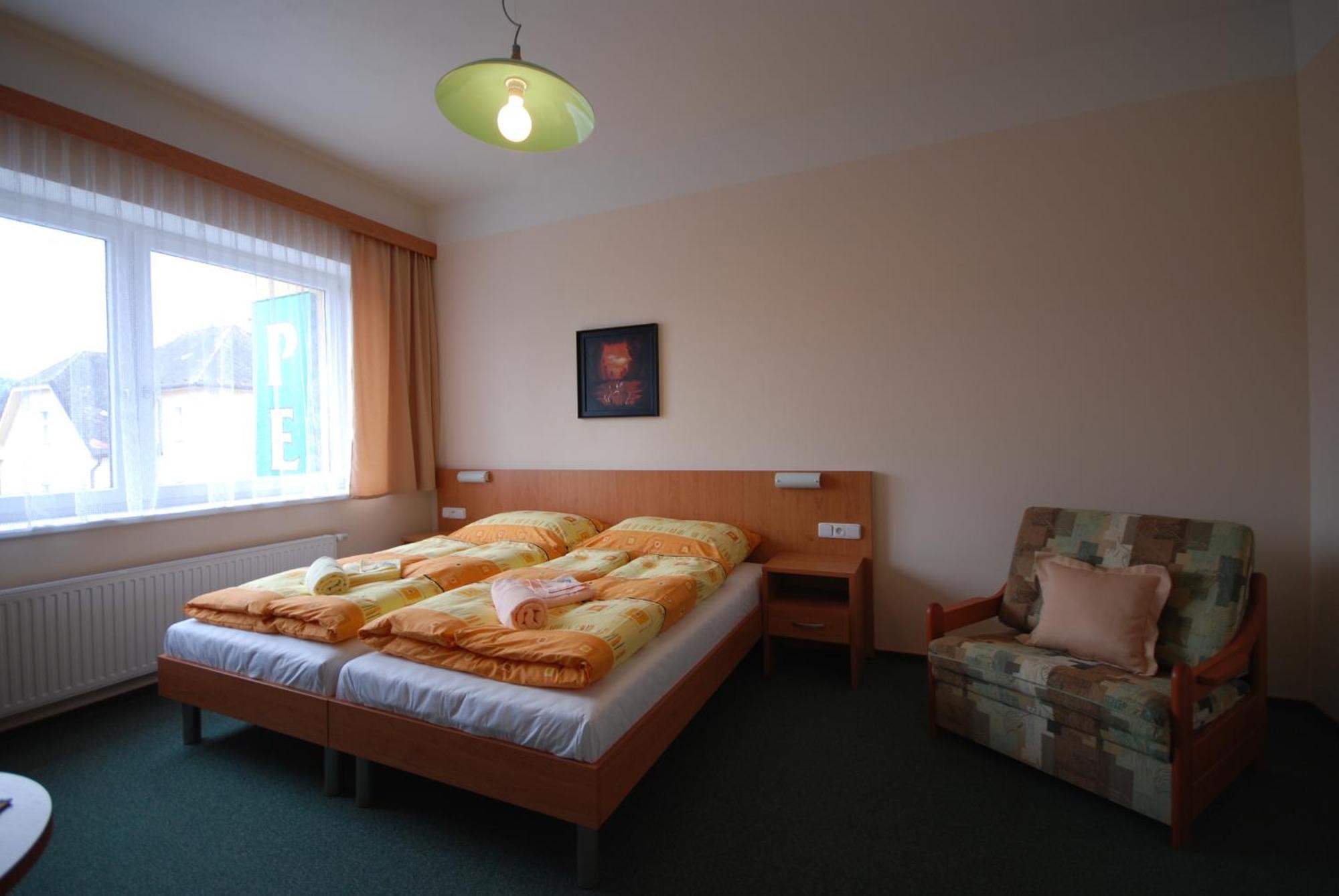 Penzion Ruze Humpolec Exterior foto